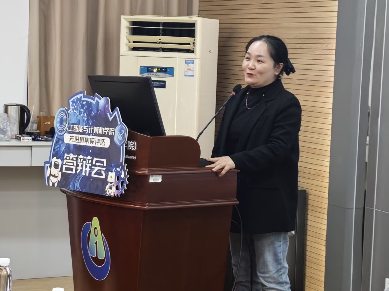 图片包含 窗户, 室内, 站, 男人AI 生成的内容可能不正确。